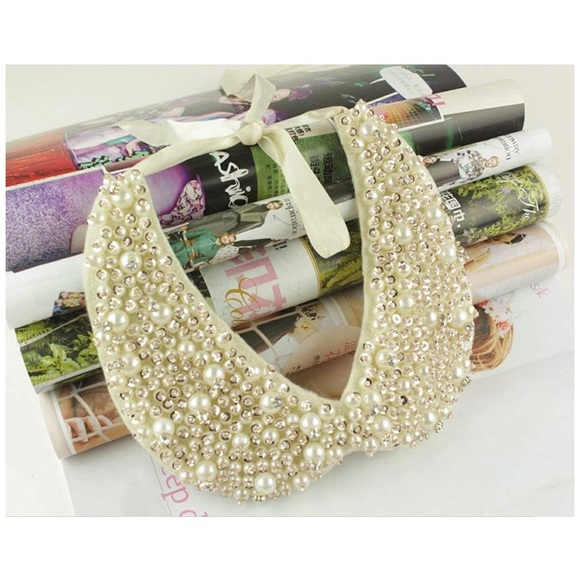 Statement Necklace - Picture 2 of 5